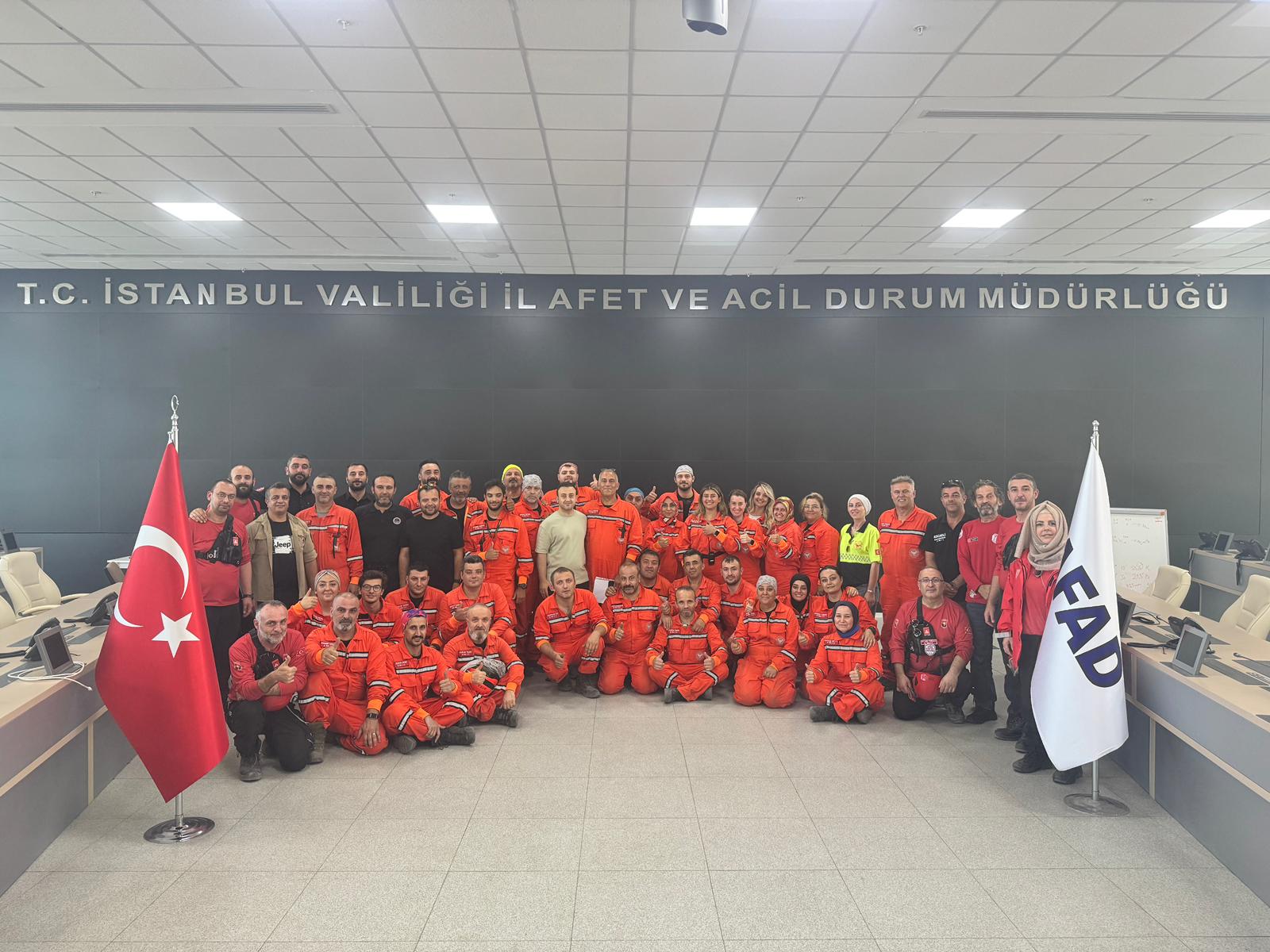 Anka Arama Kurtarma Ekibimiz Afad Kentsel Arama Kurtarma Akreditasyon sınavını başarı ile tamamlayıp Akredite olmuştur.Derneğimize Vatanımıza hayırlıolsun diyor Bütün ekip arkadaşlarımızı 